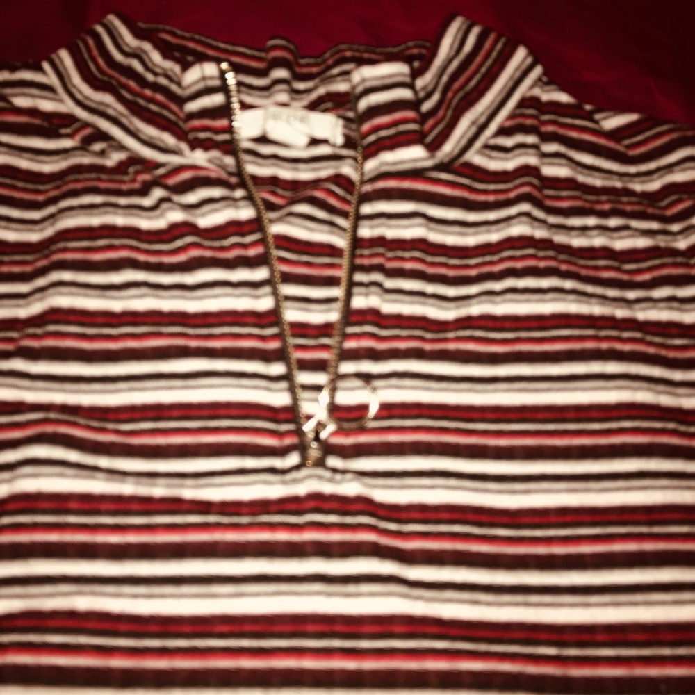 👚Spring T-shirt👚 - Picture 3 of 4